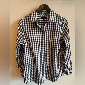 Like new BR Riley Tailored Fit Shirt